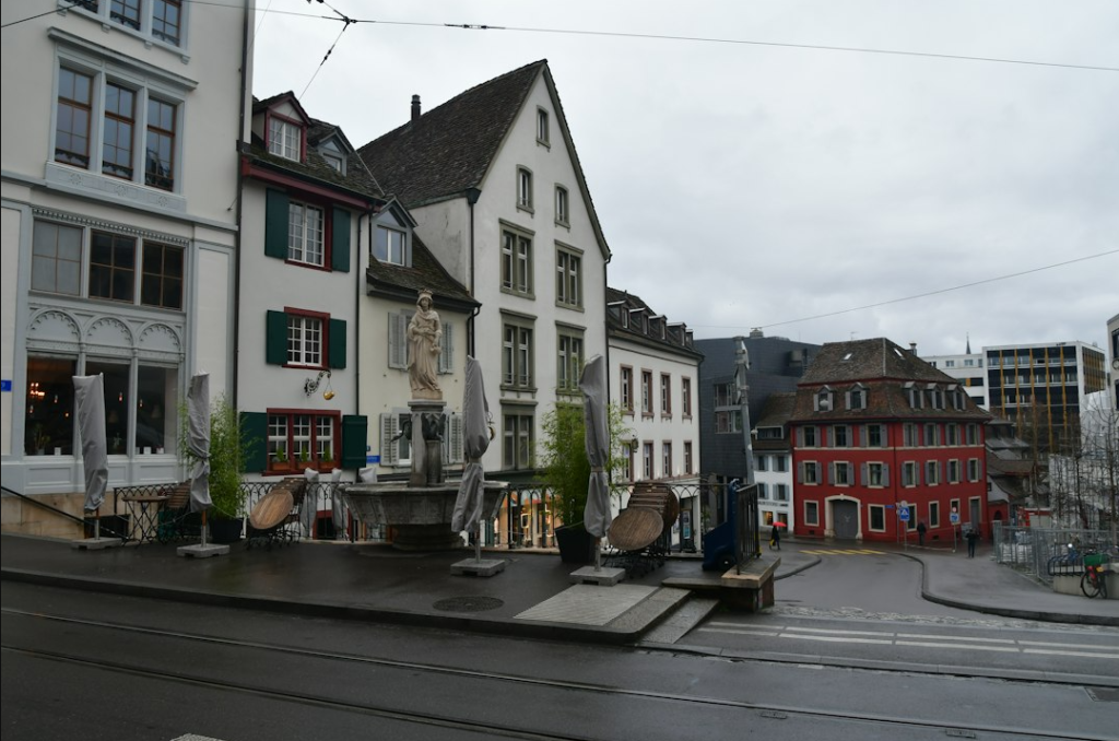 Basel-Stadt tem menos apartamentos vazios em 2026; encontrar aluguel fica ainda mais difícil